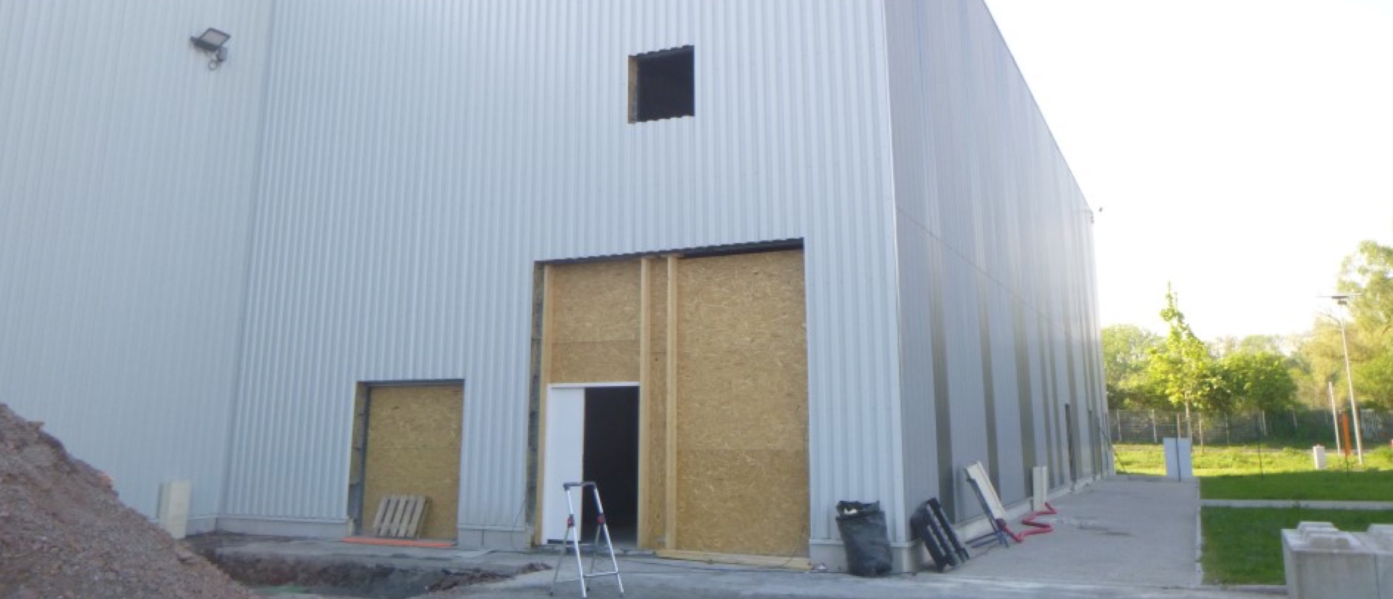 Investigations sur structure béton armé d&rsquo;un bâtiment de stockage