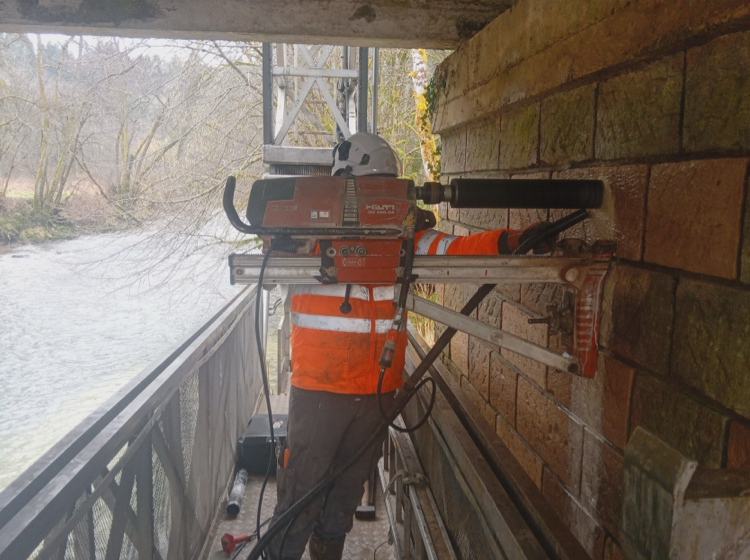 etude-de-remplacement-des-appareils-dappuis-du-pont-sur-le-lison-a-cussey-sur-lison