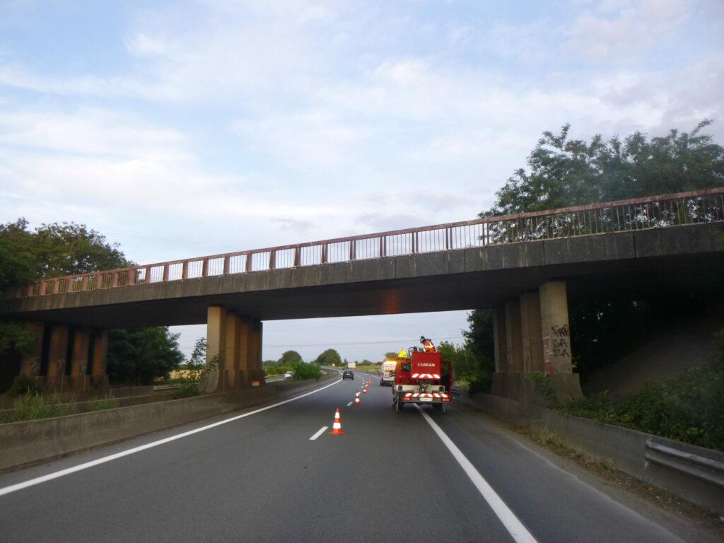 inspection-detaillee-de-2-ouvrages-dart-franchissant-lautoroute-a21