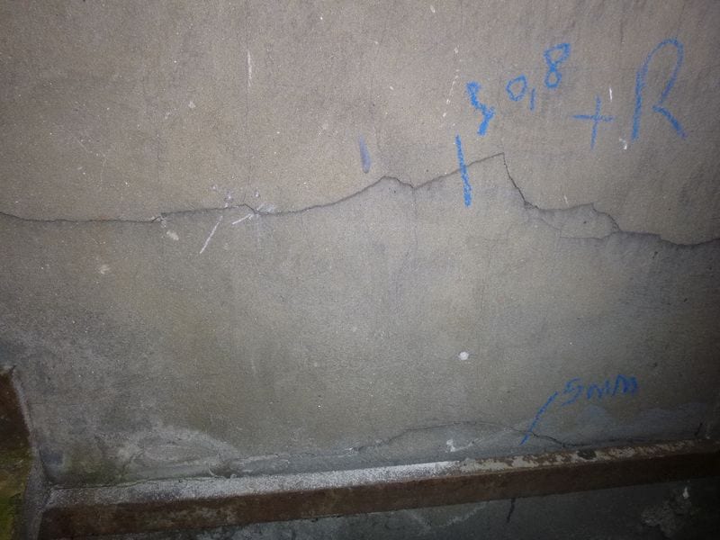 instrumentation-et-suivi-de-fissuration-dun-mur-sur-toiture-lille-affaire