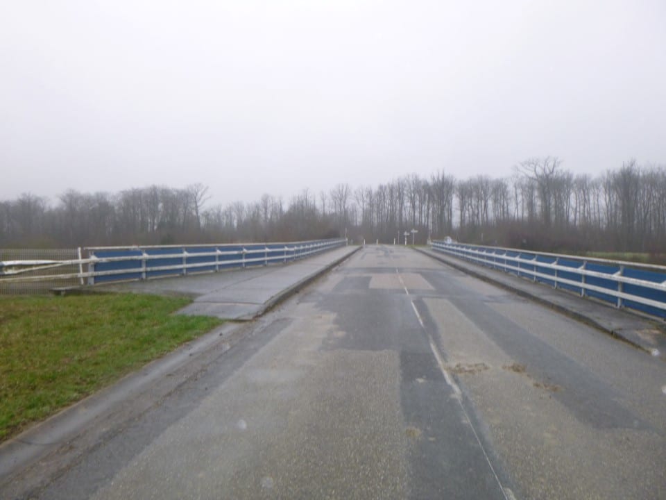 mesures-de-nivellement-et-inspections-periodiques-sur-plusieurs-ouvrages-dart