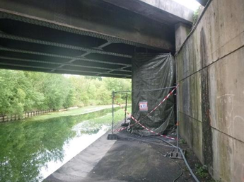 essai-de-decapage-pont-de-la-croix-du-pecheur-a-void-vacon